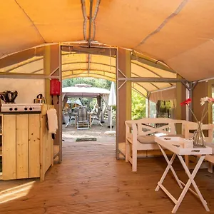 Glamping Divacamp Glamping Resort 