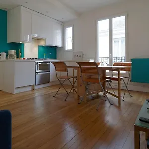 Apartment Quiet Near Montmartre, Paris